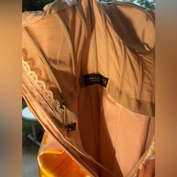 Dennis Basso Handmade in New York City Gown. New. - Picture 12 of 16